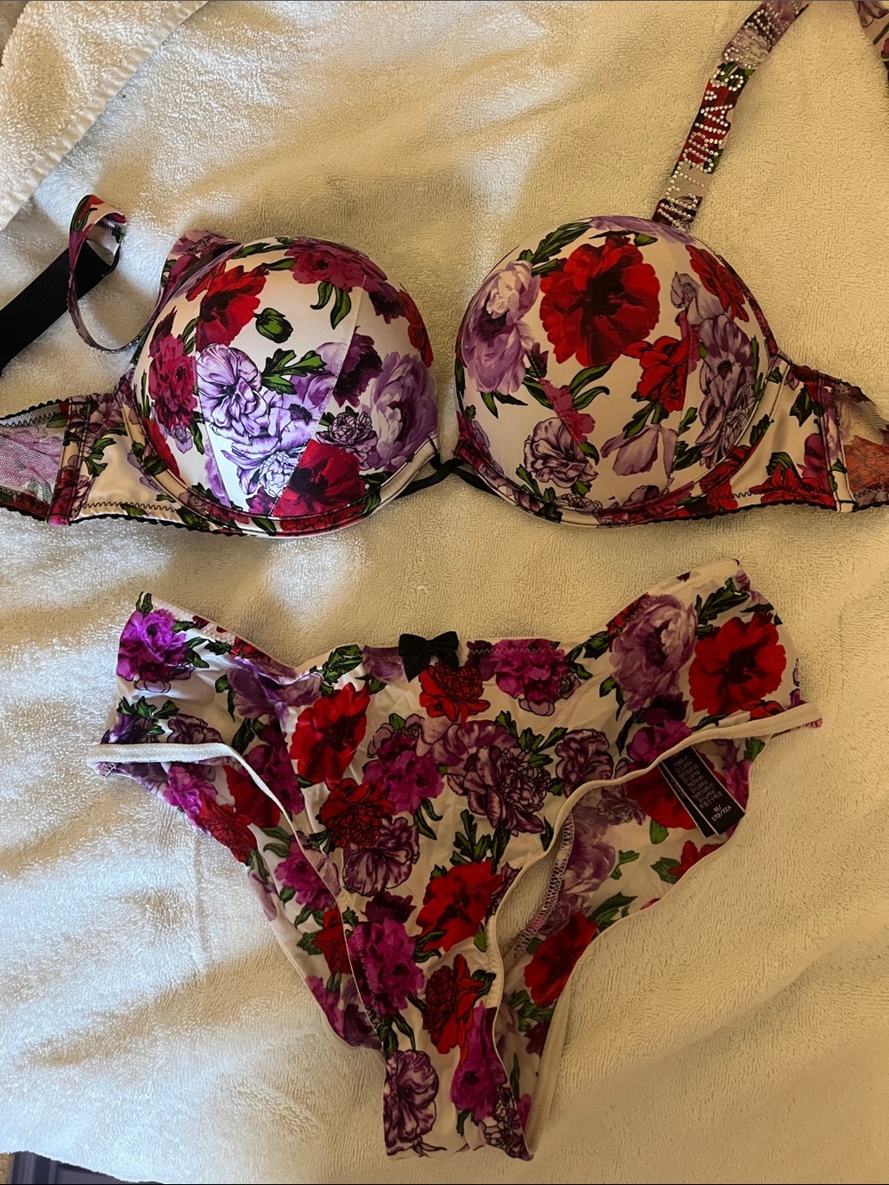 NWOT Victoria's Secret Shinestrap Bombshell Bra and Panties Floral Lingerie Set